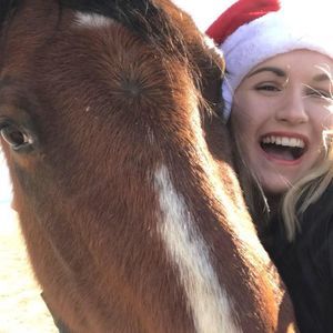 Meet your Posher, Cami